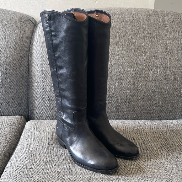 Frye Melissa Black leather boots Size: 7.5B - Picture 2 of 16